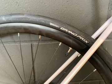 Used Orbea Orca Shimano 105 2025 Road & Gravel, White — image 7 of 9
