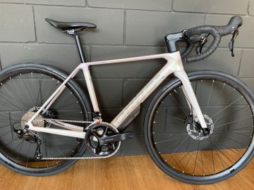 Used Orbea Orca Shimano 105 2025 Road & Gravel, White — image 1 of 9