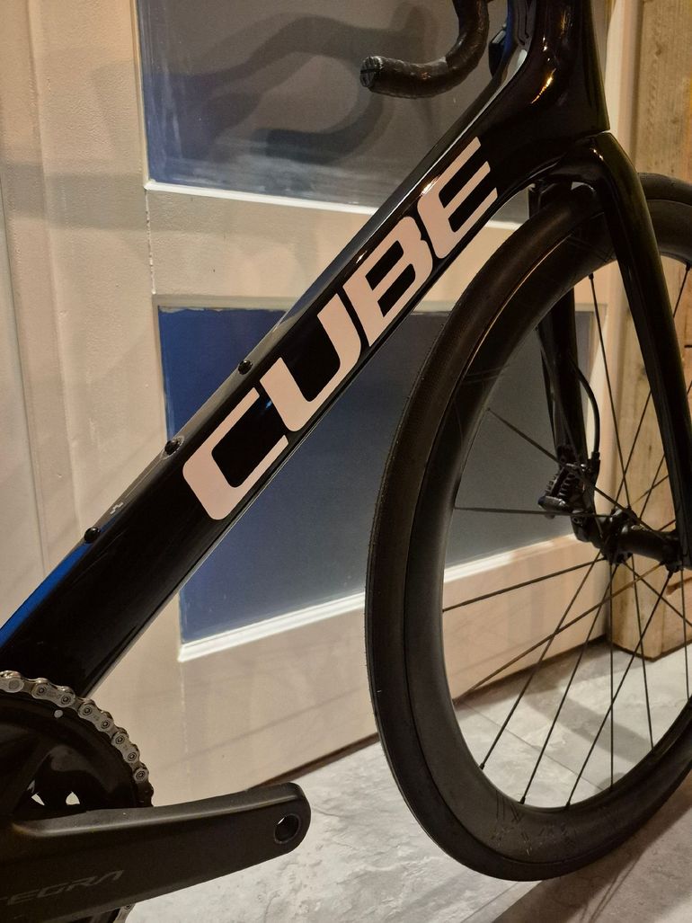 Used CUBE Agree 2025 Road & Gravel, Black — image 11 of 12