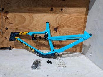 Used Rocky Mountain Altitude C90 Frameset 2019 MTB