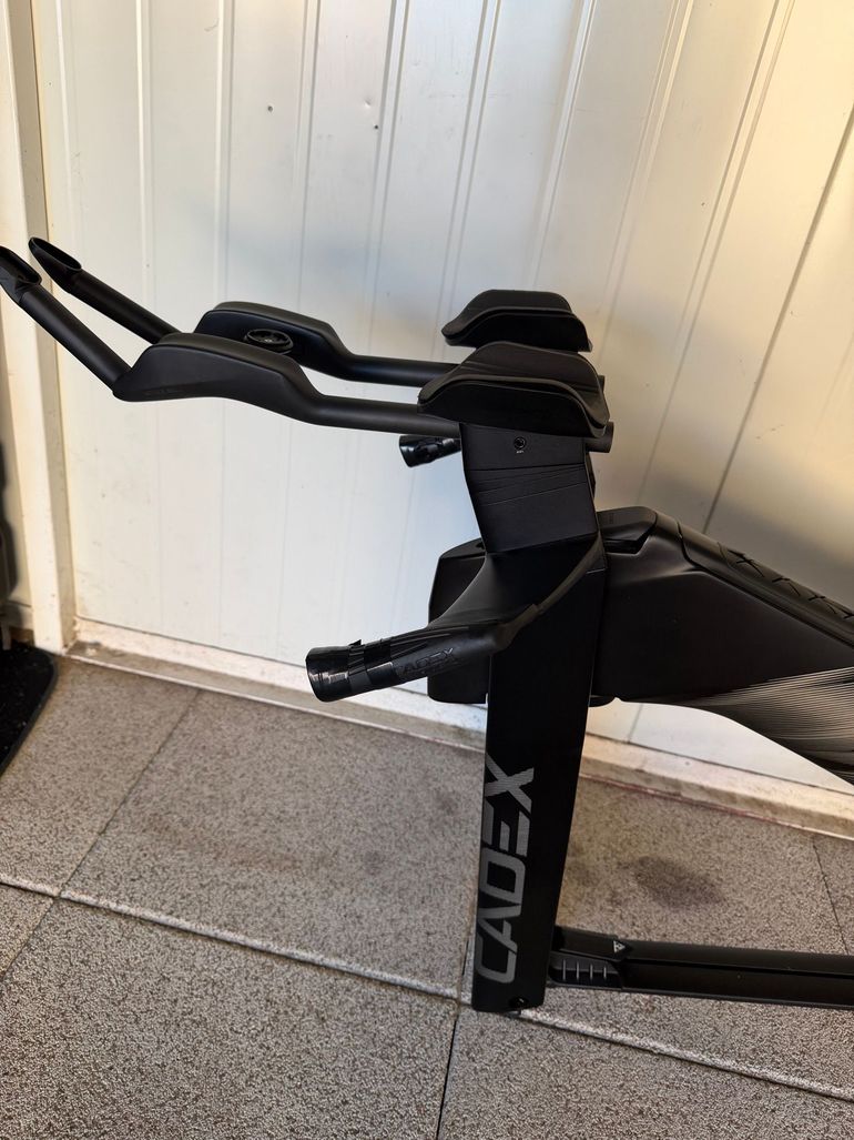 Used Cadex Tri 2025 Road & Gravel, Black — image 3 of 8