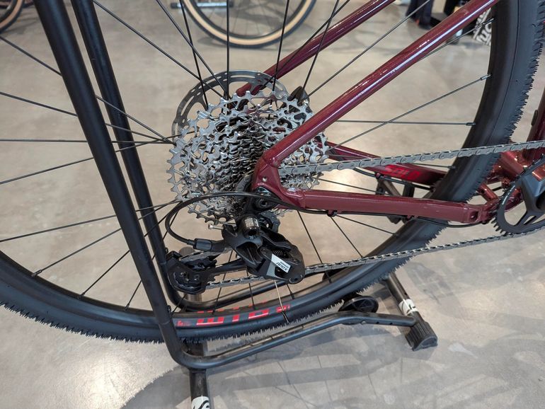 Used Rocky Mountain Solo A50 Sram 2024 2024 Road & Gravel, Red — image 4 of 9