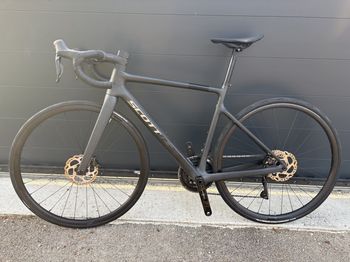 Used Scott Addict 40 2025 Road & Gravel, Black — image 5 of 5