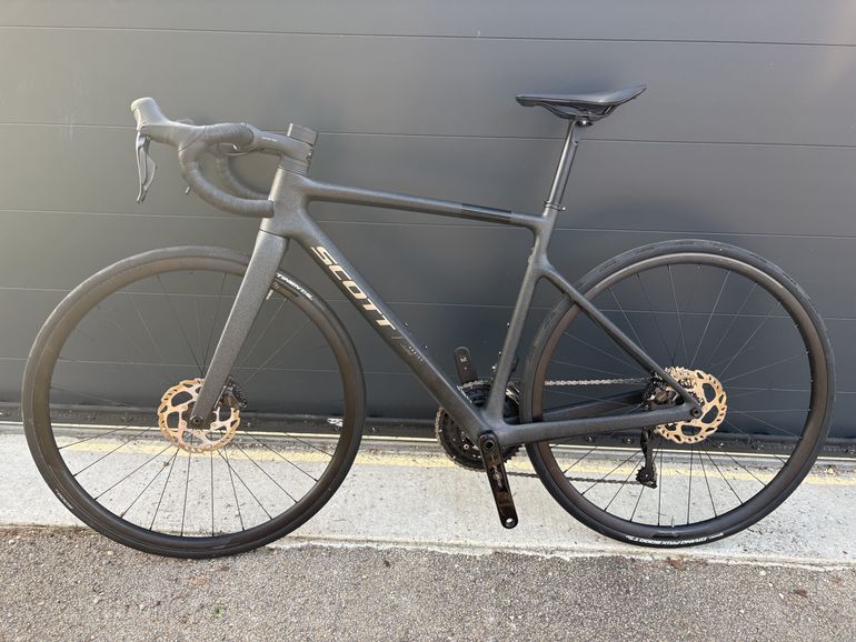 Used Scott Addict 40 2025 Road & Gravel, Black — image 5 of 5