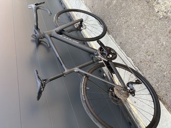 Used Scott Addict 40 2025 Road & Gravel, Black — image 4 of 5
