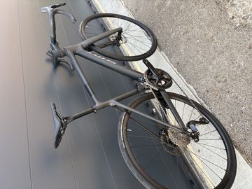 Used Scott Addict 40 2025 Road & Gravel, Black — image 4 of 5
