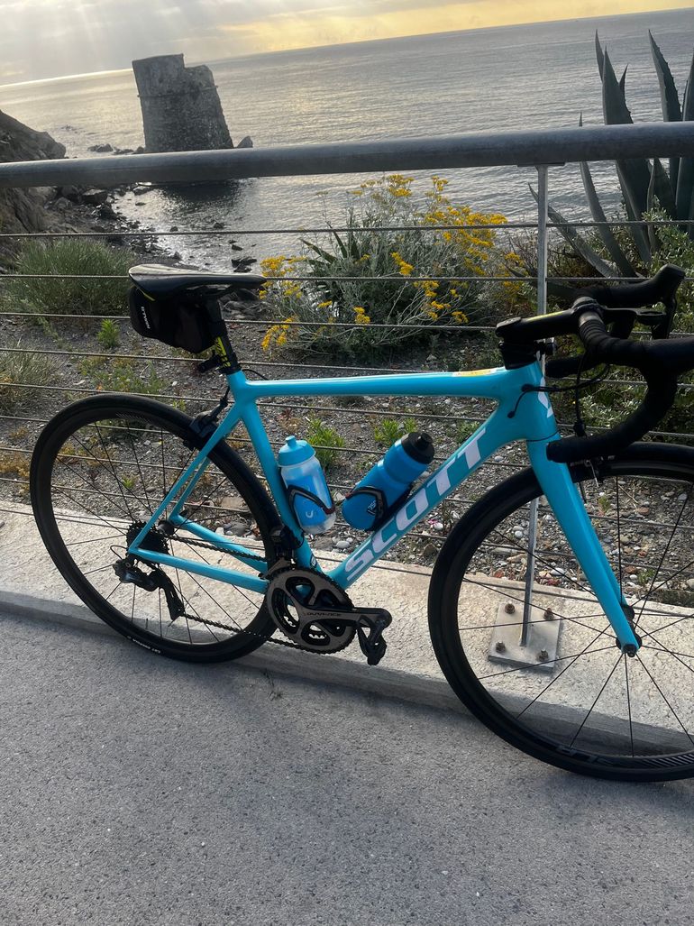 Used Scott Addict 10 2017 2017 Road & Gravel, Blue — image 4 of 4