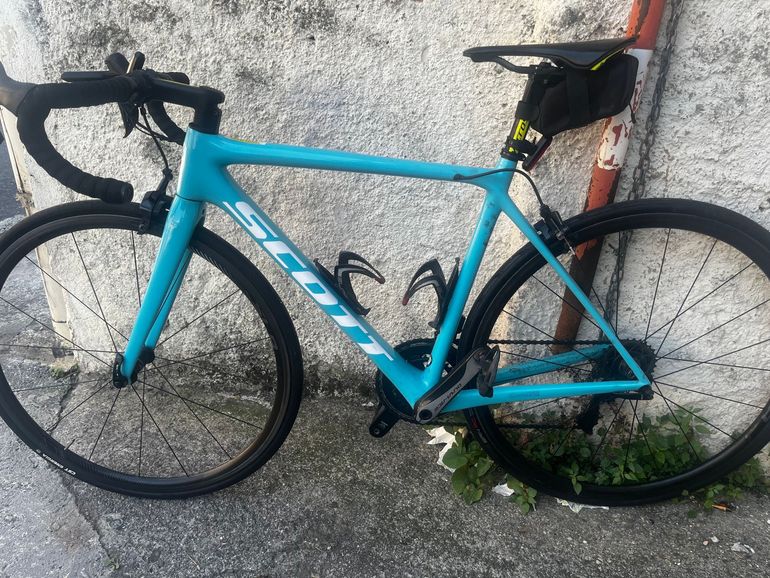 Used Scott Addict 10 2017 2017 Road & Gravel, Blue — image 2 of 4