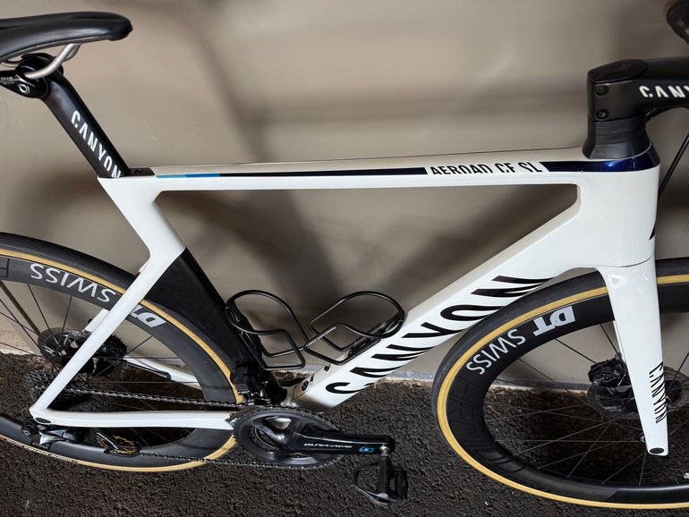 Used Canyon Aeroad Shimano Dura Ace Di2 2021 Road & Gravel, White — image 4 of 10