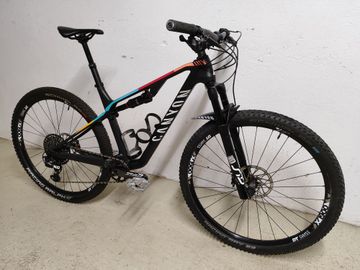 Used Canyon Lux CF SL 8.0 2020 2020 Mountainbike, Black, 29 — image 3 of 6