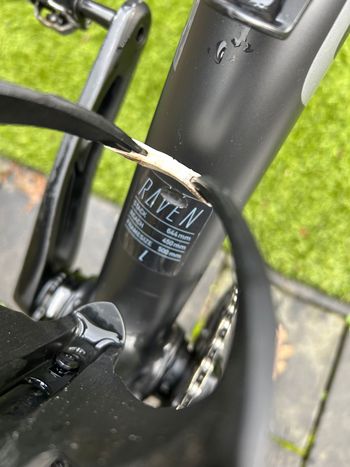 Used Focus Raven 8.6 2022 2022 Mountainbike, Black, 29 — image 7 of 8