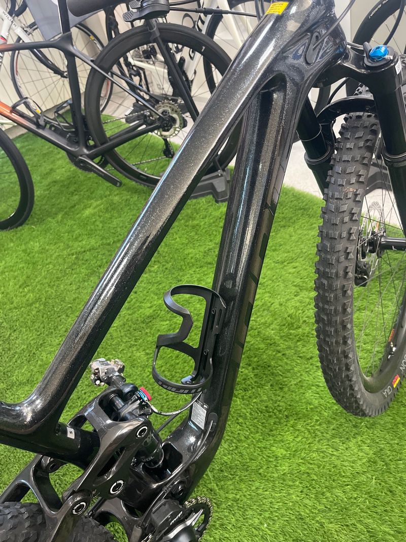 Giant Anthem Advanced Pro 29 2 2022 2022 Mountainbike usato, Nero — immagine 5 di 6