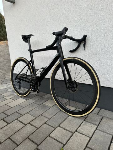 Used BMC Teammachine SLR01 THREE P2P 2022 2022 Road & Gravel, Black — image 4 of 19