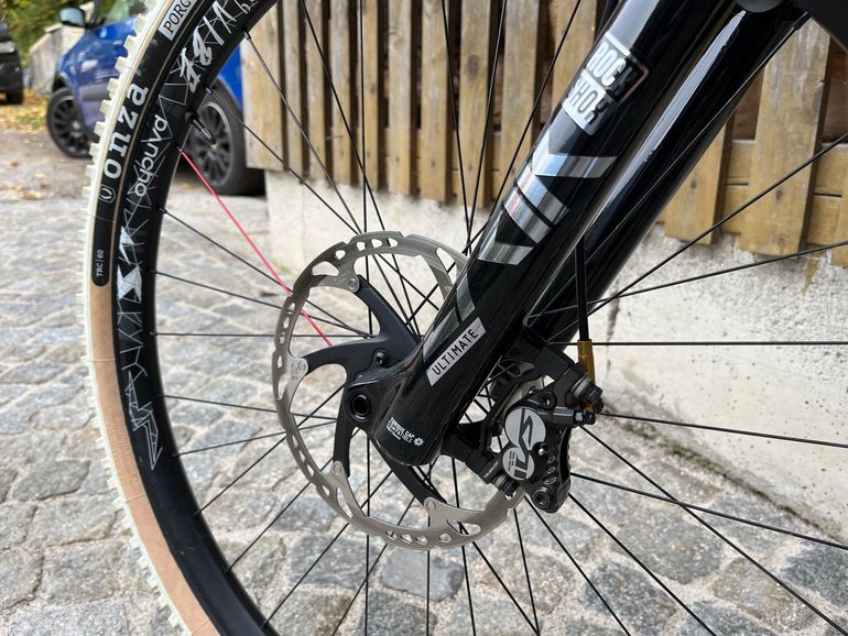 Used Transition Sentinel Alloy Custom 2019 Mountainbike, Red — image 7 of 11