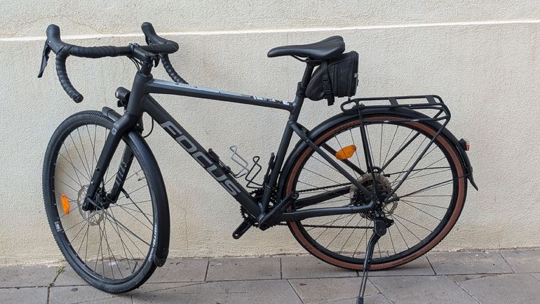 Used Focus ATLAS 6.7 EQP 2022 2022 Road & Gravel, Light Gray — image 2 of 5