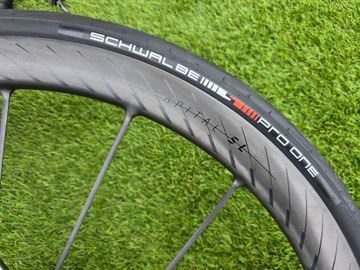 Used Scott Addict RC Ultimate 2026 2026 Road & Gravel, Light Gray — image 5 of 12