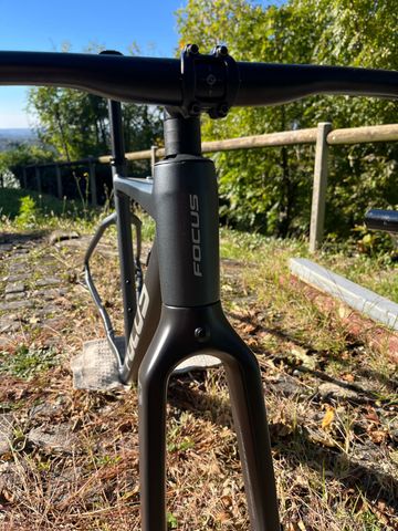 Used Focus ATLAS 6.7 2021 Frameset 2021 Road & Gravel, Light Gray — image 9 of 13