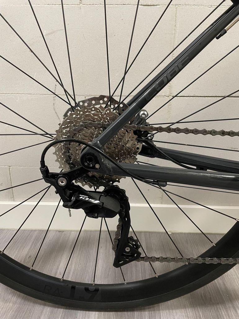 Used CUBE SL 2023 2023 Road & Gravel, Black — image 3 of 11