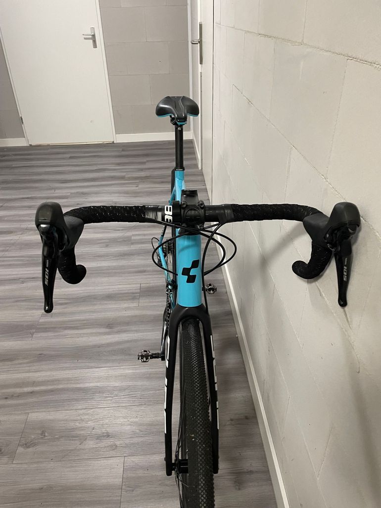 Used CUBE CROSS RACE PRO 2022 2022 Road & Gravel, Blue — image 7 of 11