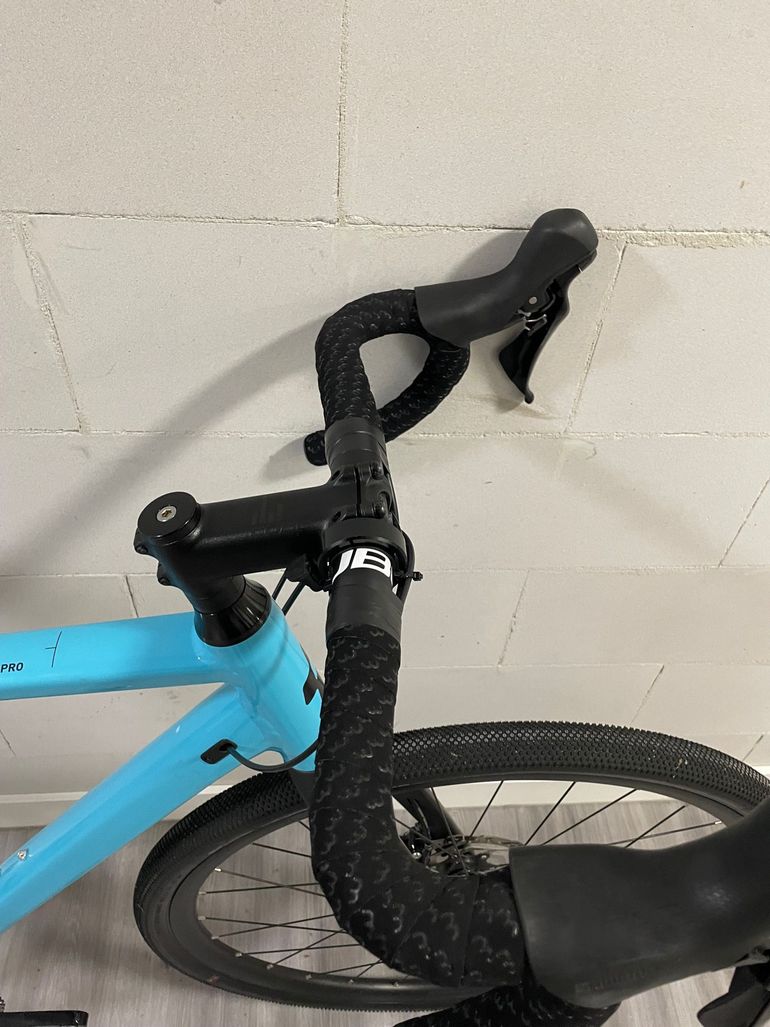Used CUBE CROSS RACE PRO 2022 2022 Road & Gravel, Blue — image 6 of 11