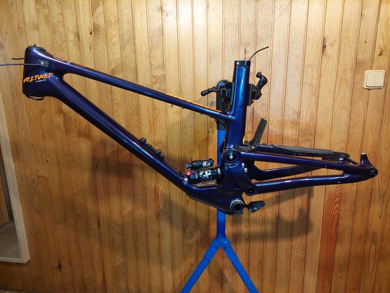 Used Forbidden Druid V1 Frameset 2022 Mountainbike, Purple — image 2 of 16