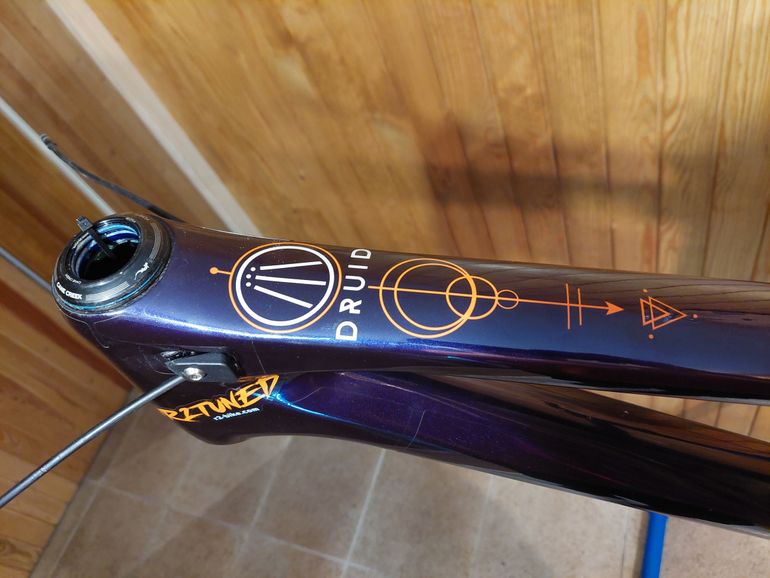 Used Forbidden Druid V1 Frameset 2022 Mountainbike, Purple — image 4 of 16