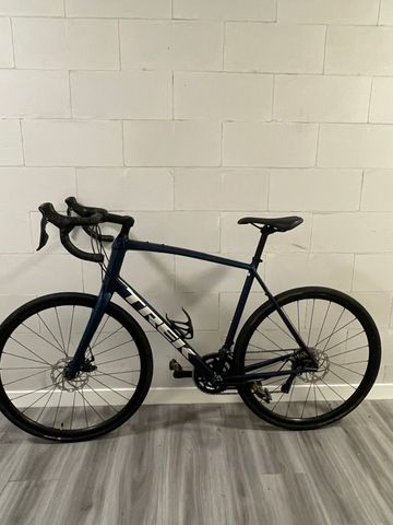 Used Trek Domane AL 2 Disc 2021 2021 Road & Gravel, Purple — image 2 of 12