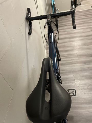 Used Trek Domane AL 2 Disc 2021 2021 Road & Gravel, Purple — image 7 of 12