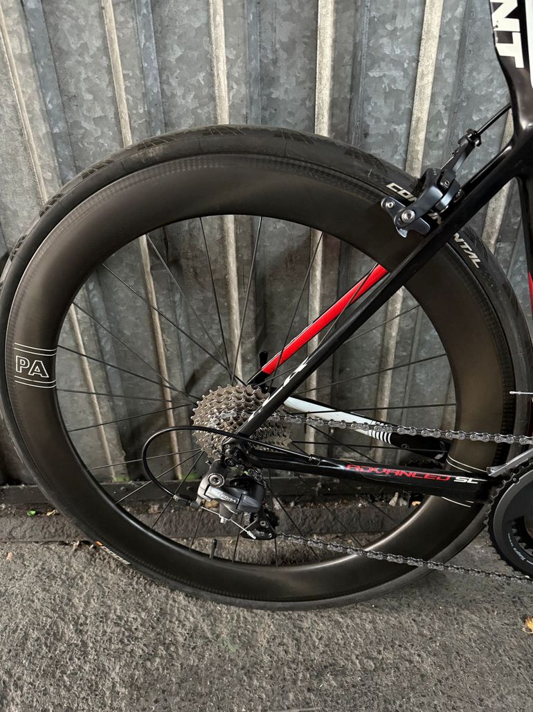 Used Giant TCR Advanced SL 2 2016 2016 Road & Gravel, Black — image 2 of 7