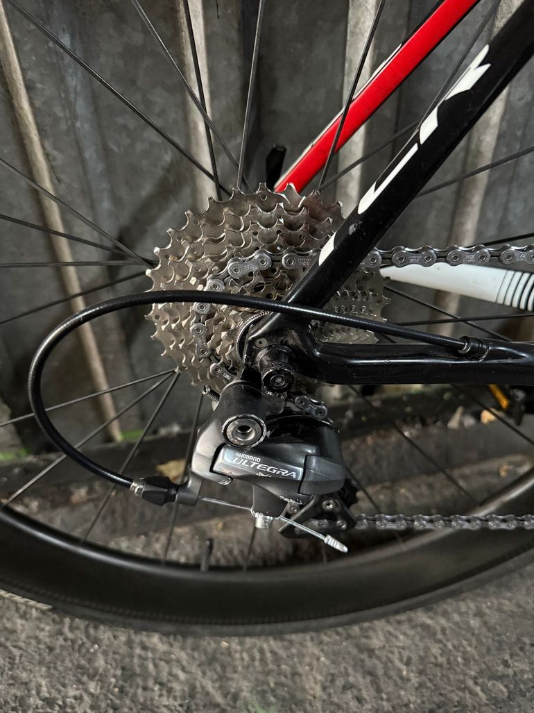 Used Giant TCR Advanced SL 2 2016 2016 Road & Gravel, Black — image 3 of 7