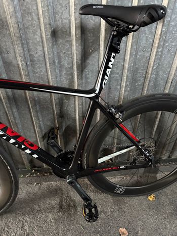 Used Giant TCR Advanced SL 2 2016 2016 Road & Gravel, Black — image 7 of 7