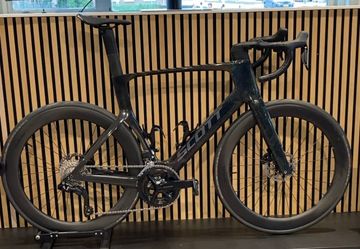 Used Scott Foil RC 20 2024 2024 Road & Gravel, Black — image 5 of 5