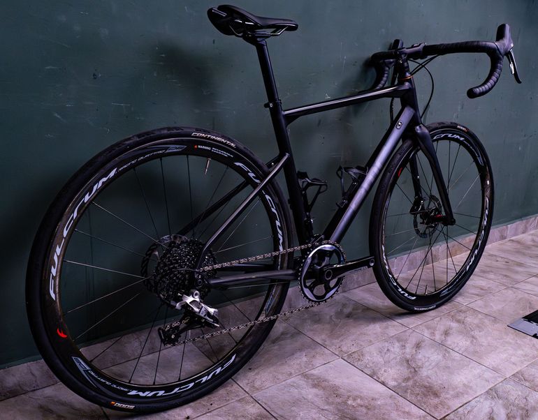 Used BMC Roadmachine X MY19 2019 2019 Road & Gravel, Black — image 2 of 8
