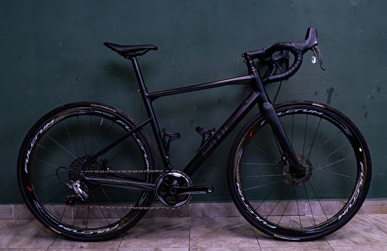 Used BMC Roadmachine X MY19 2019 2019 Road & Gravel, Black — image 1 of 8