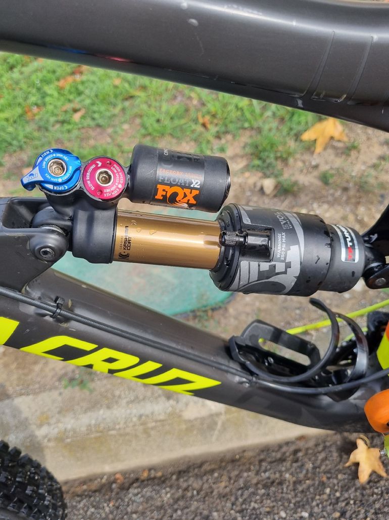 Used Santa Cruz Nomad CC 2016 Mountainbike, Black, 27.5 (650B) — image 12 of 14