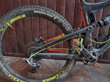 Santa Cruz Nomad CC 2016 Mountainbike de segunda mano, Negro — imagen 3 de 5
