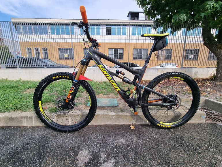 Santa Cruz Nomad CC 2016 Mountainbike d'occasion — image 2 sur 9