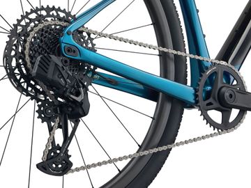 Giant Revolt Sram Apex Etap AXS 2024 Road & Gravel d'occasion — image 4 sur 10
