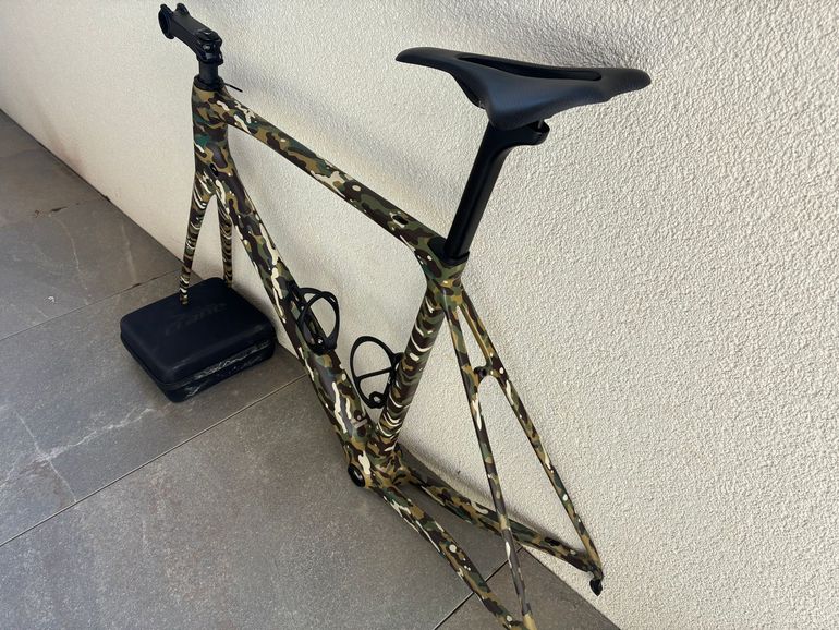 Used 1OF1 Lightcarbon 2023 Road & Gravel, Green — image 6 of 6