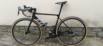 Used Factor O2 VAM 2022 2022 Road & Gravel