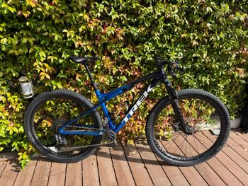 Used Trek Supercaliber 9.8 GX AXS 2023 2023 MTB