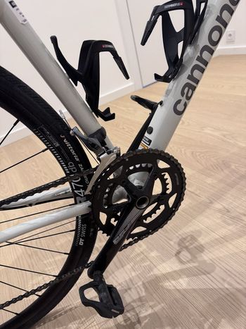 Used Cannondale Synapse 2 2023 Road & Gravel, Light Gray — image 5 of 7