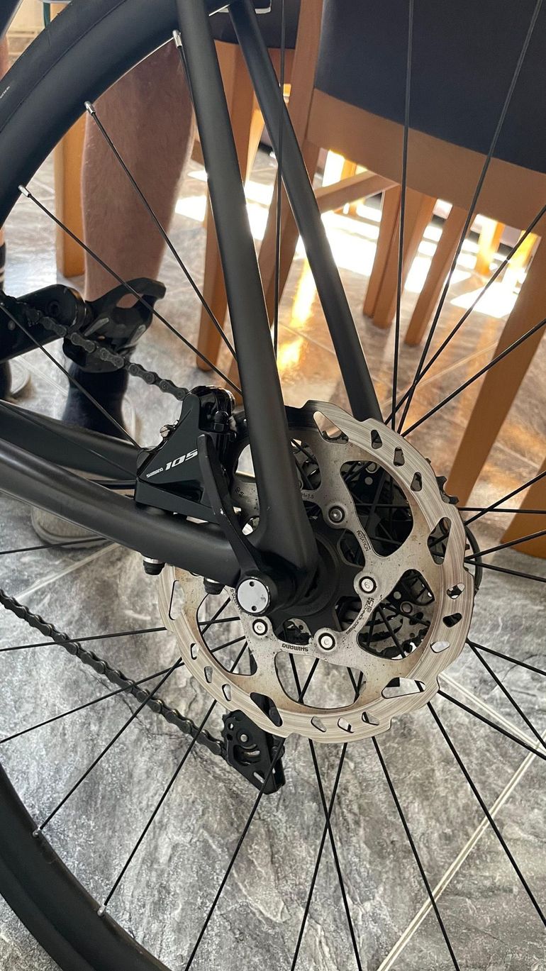 Used Scott Addict 20 disc 2020 2020 Road & Gravel, Black — image 5 of 6