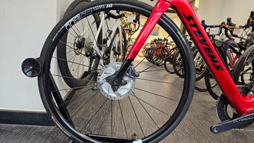 Used Stevens Izoard Pro Disc Ultegra 2024 Road & Gravel, Black — image 3 of 23