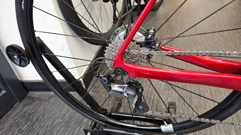 Used Stevens Izoard Pro Disc Ultegra 2024 Road & Gravel, Black — image 22 of 23