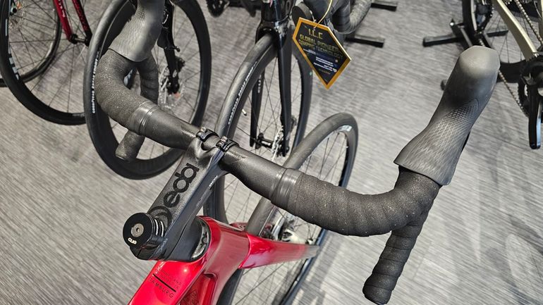 Used Stevens Izoard Pro Disc Ultegra 2024 Road & Gravel, Black — image 17 of 23