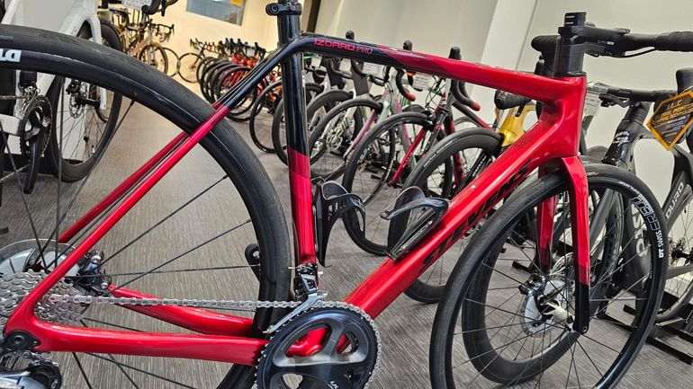 Used Stevens Izoard Pro Disc Ultegra 2024 Road & Gravel, Black — image 20 of 23