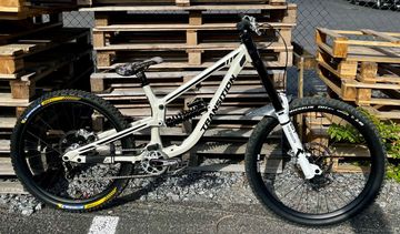 Used Transition Tr11 Frameset 2025 Mountainbike, White — image 3 of 3