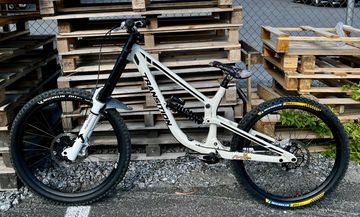 Used Transition Tr11 Frameset 2025 Mountainbike, White — image 2 of 3