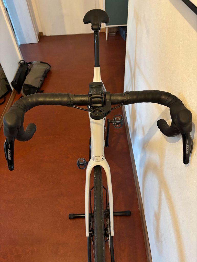 Used CUBE ATTAIN C:62 SLX 2025 2025 Road & Gravel, White — image 6 of 6
